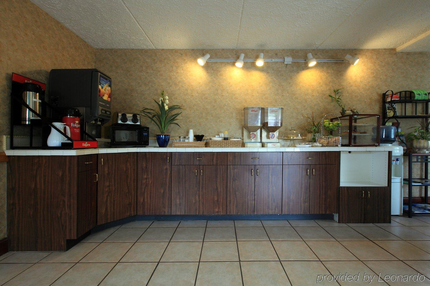 Americas Best Value Inn North Capital Raleigh Restaurant photo